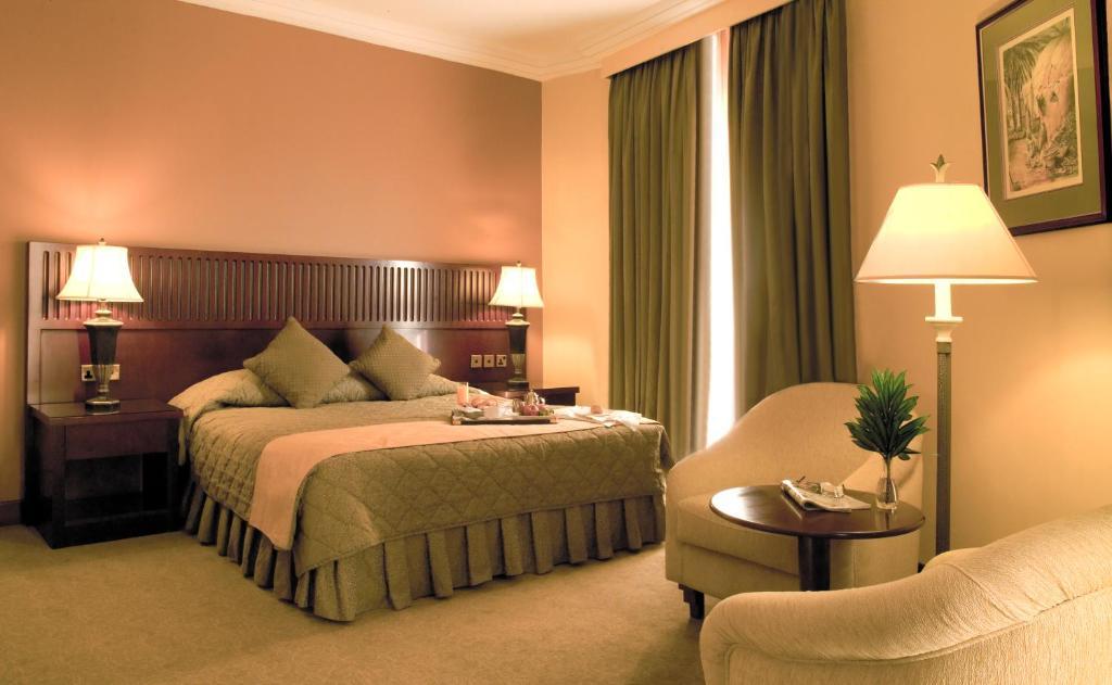 Golden Tulip Khatt Springs Resort & Spa 라스알카이마 객실 사진