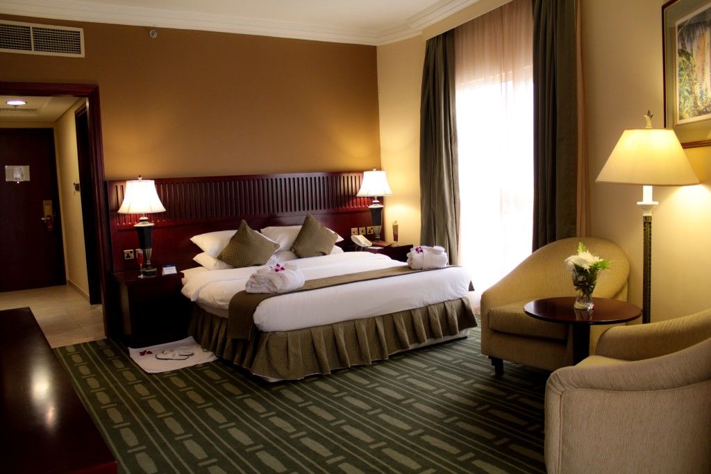 Golden Tulip Khatt Springs Resort & Spa 라스알카이마 외부 사진