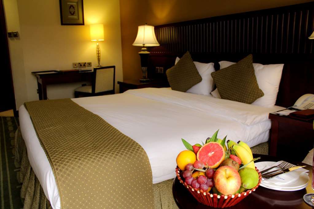 Golden Tulip Khatt Springs Resort & Spa 라스알카이마 외부 사진